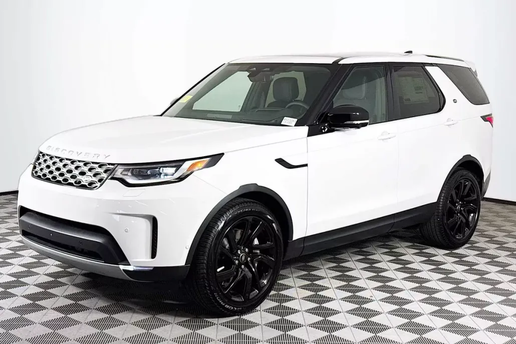 2025 Land Rover Discovery S photo 1