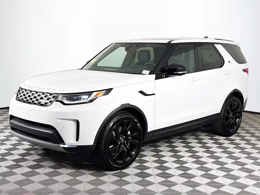 2025 Land Rover Discovery S photo 1