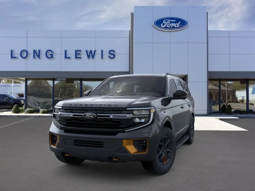 2025 Ford Expedition XLT photo 1