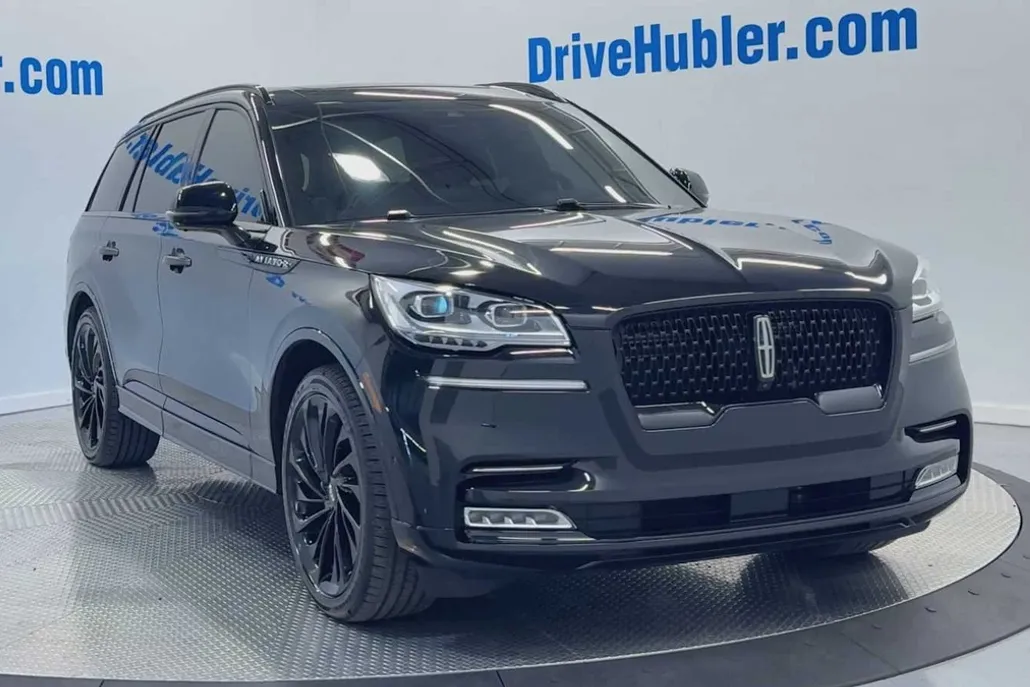 2023 Lincoln Aviator Reserve photo 1