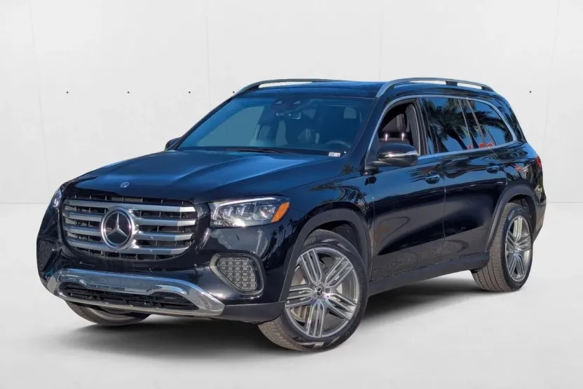 2025 Mercedes Benz GLS 450 4MATIC photo 1