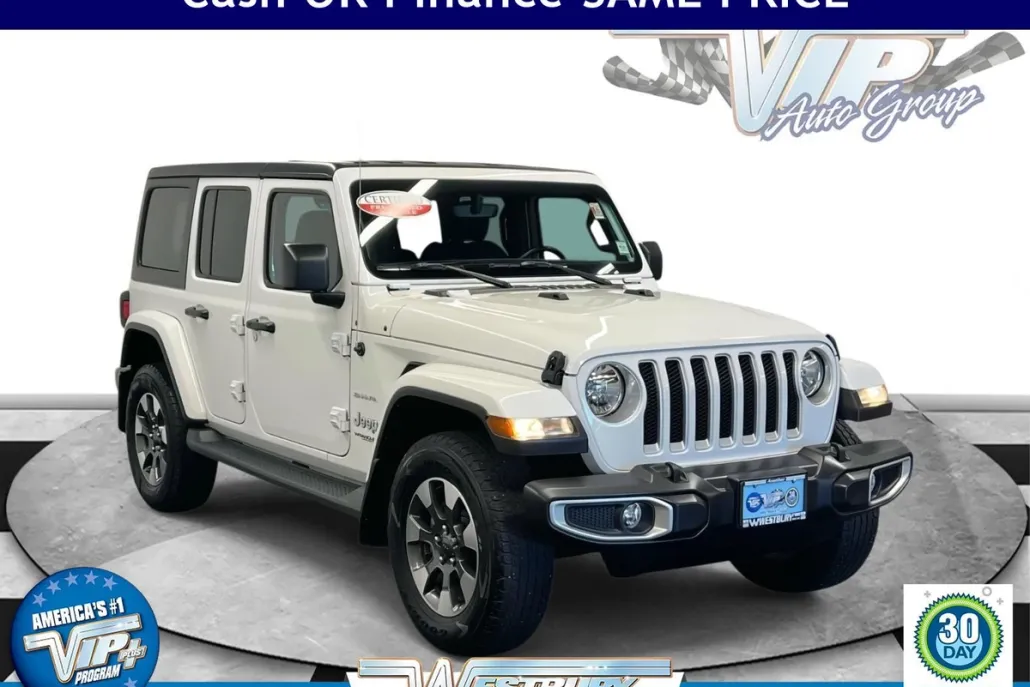2022 Jeep Wrangler Unlimited Sahara photo 1