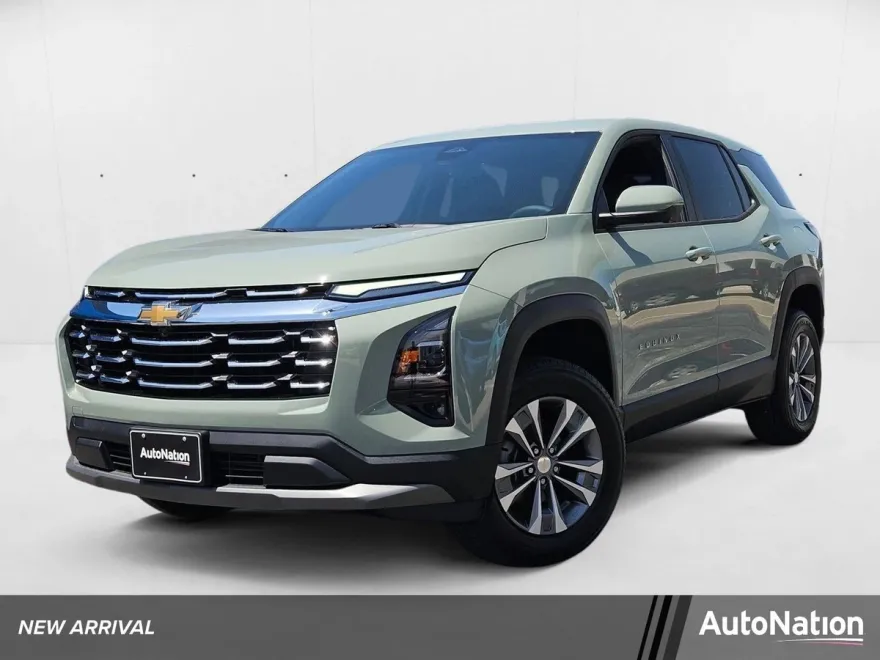 2026 Chevrolet Equinox LT photo 1