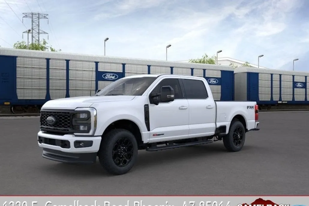 2025 Ford F-350 Lariat photo 1