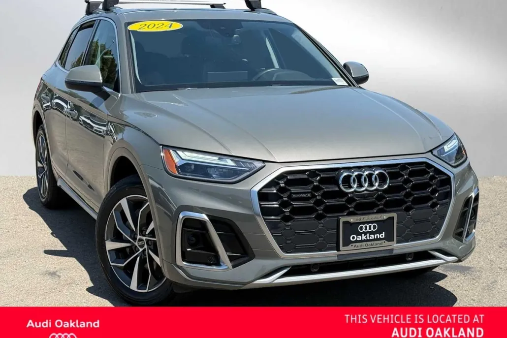2024 Audi Q5 S line Premium Plus 45 TFSI photo 1