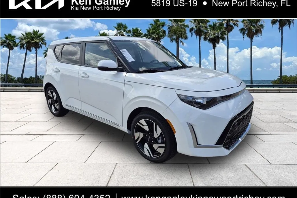 2025 Kia Soul GT-Line photo 1