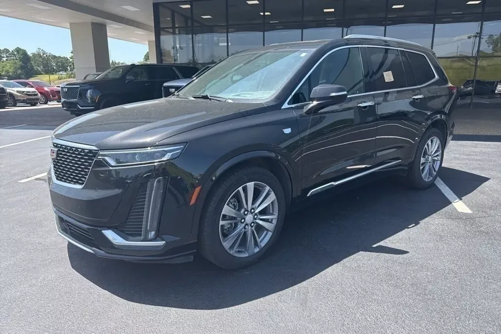 2024 Cadillac XT6 Premium Luxury photo 1