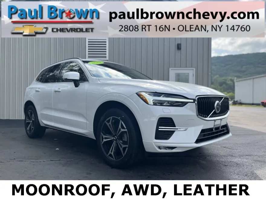 2022 Volvo XC60 B5 Momentum photo 1