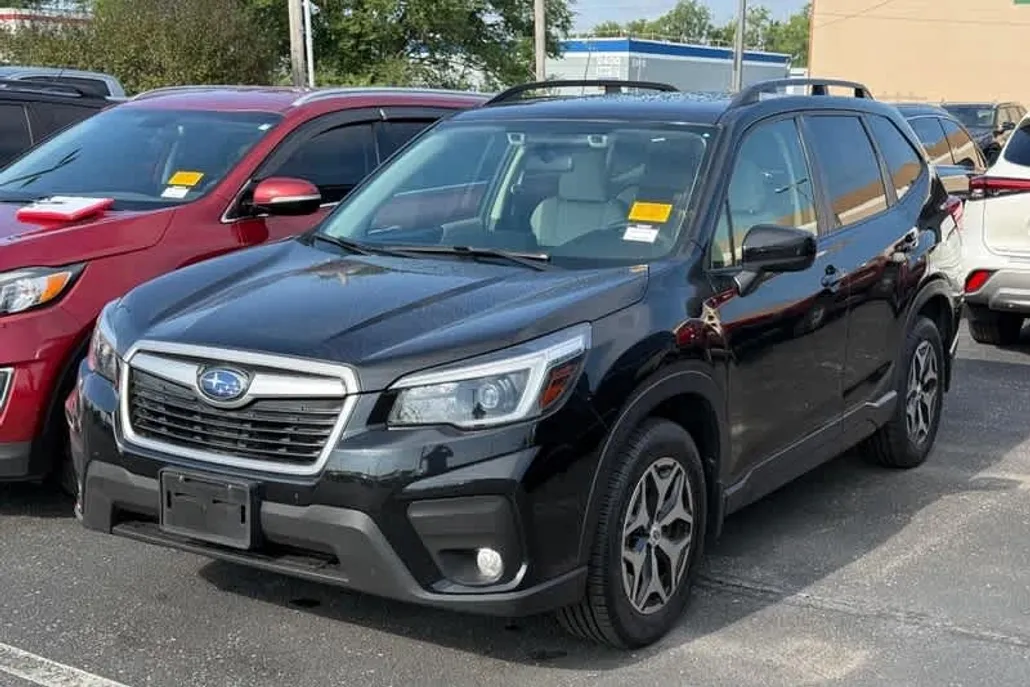 2021 Subaru Forester Premium photo 1