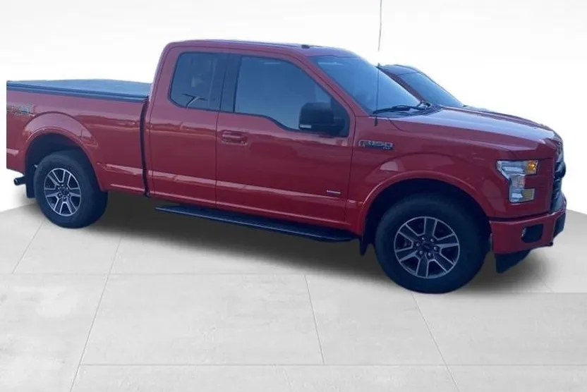 2017 Ford F-150 XLT photo 1