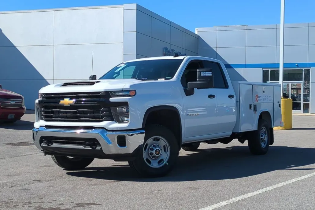 2024 Chevrolet Silverado 2500HD photo 1