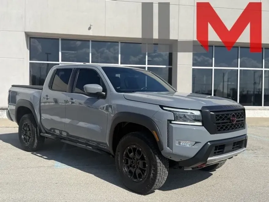 2023 Nissan Frontier PRO-4X photo 1