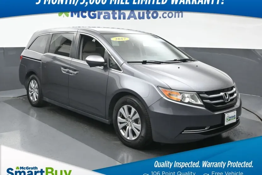 2017 Honda Odyssey SE photo 1