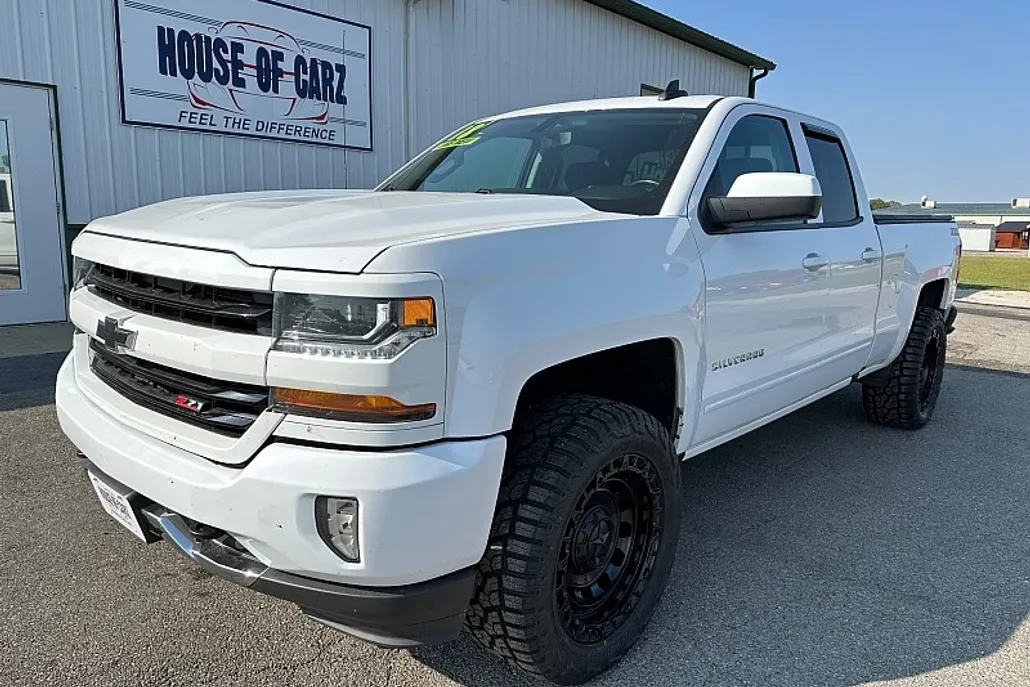 2018 Chevrolet Silverado 1500 LT Z71 photo 1