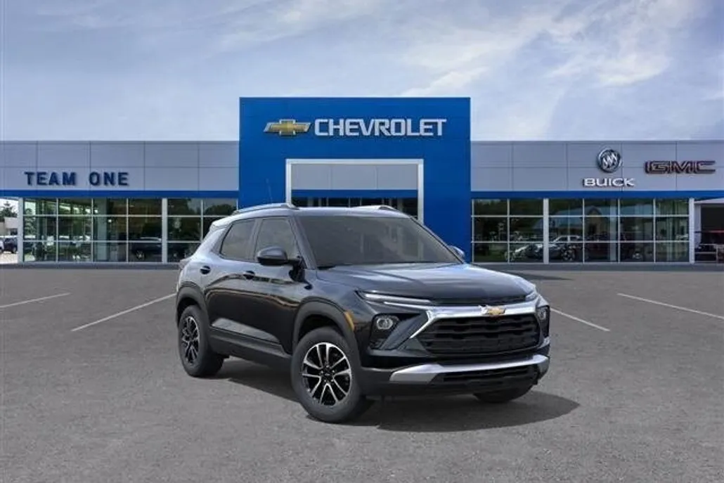 2026 Chevrolet Trailblazer LT photo 1