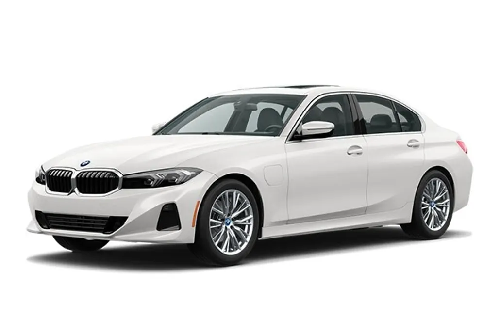 2024 Bmw 330e photo 1