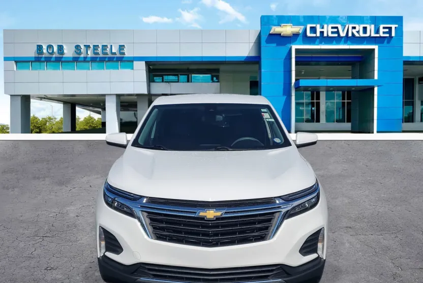 2022 Chevrolet Equinox LT photo 1