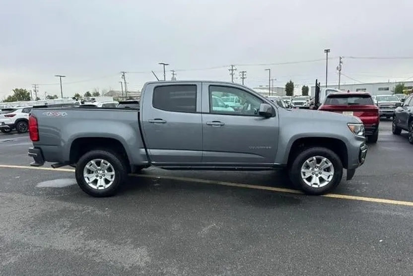 2022 Chevrolet Colorado LT photo 1
