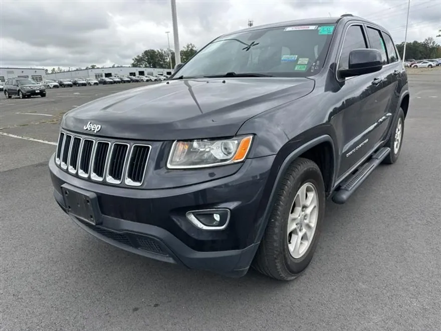 2015 Jeep Grand Cherokee Laredo photo 1