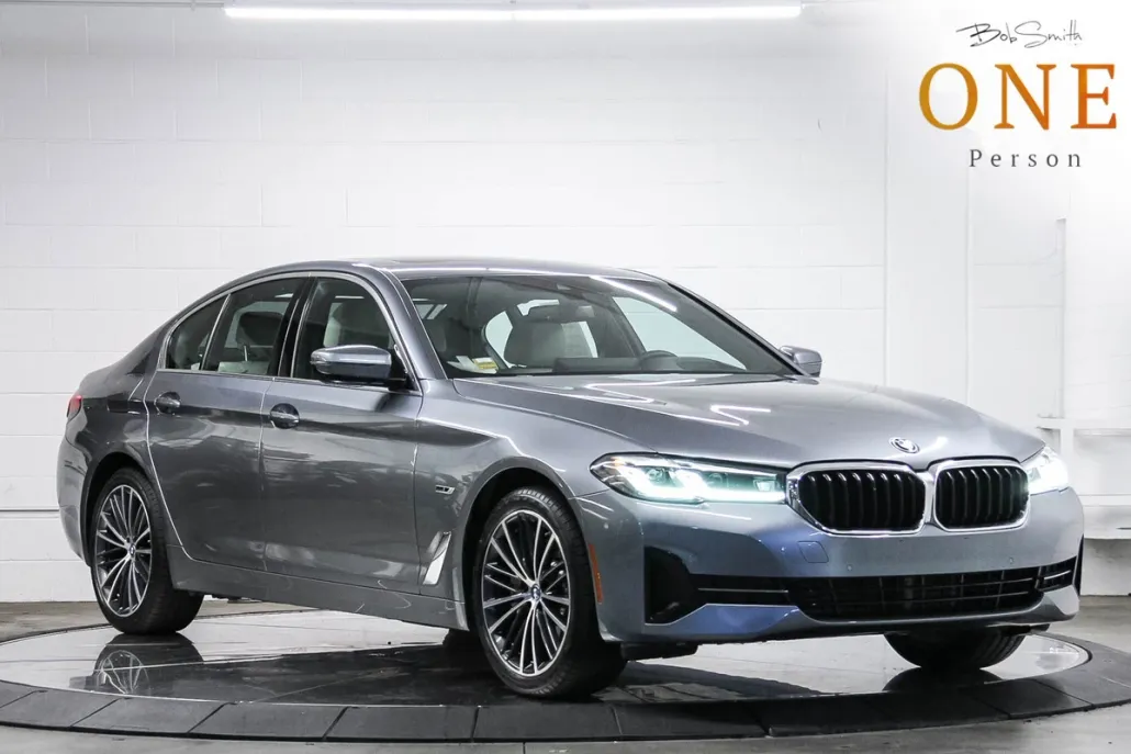 2022 Bmw 530e photo 1