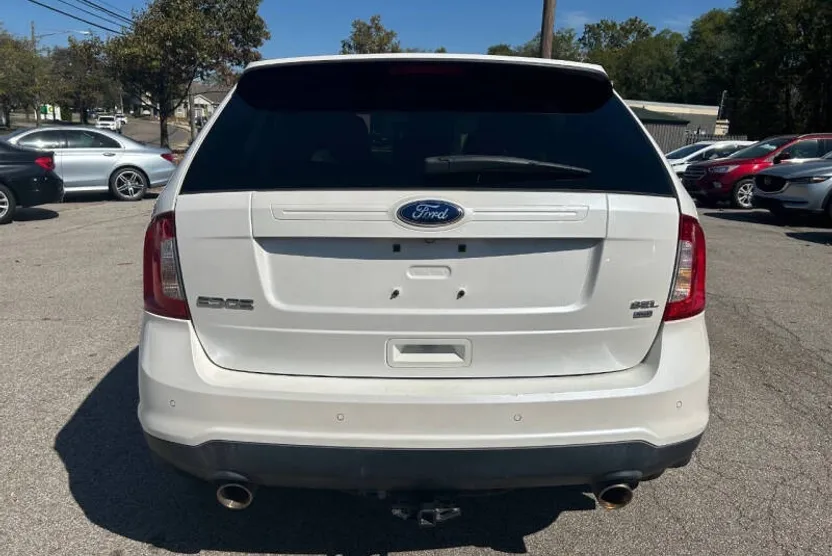 2014 Ford Edge SEL photo 1