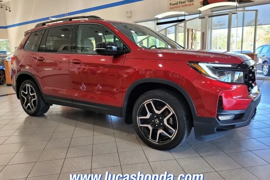 2023 Honda Passport Elite photo 1