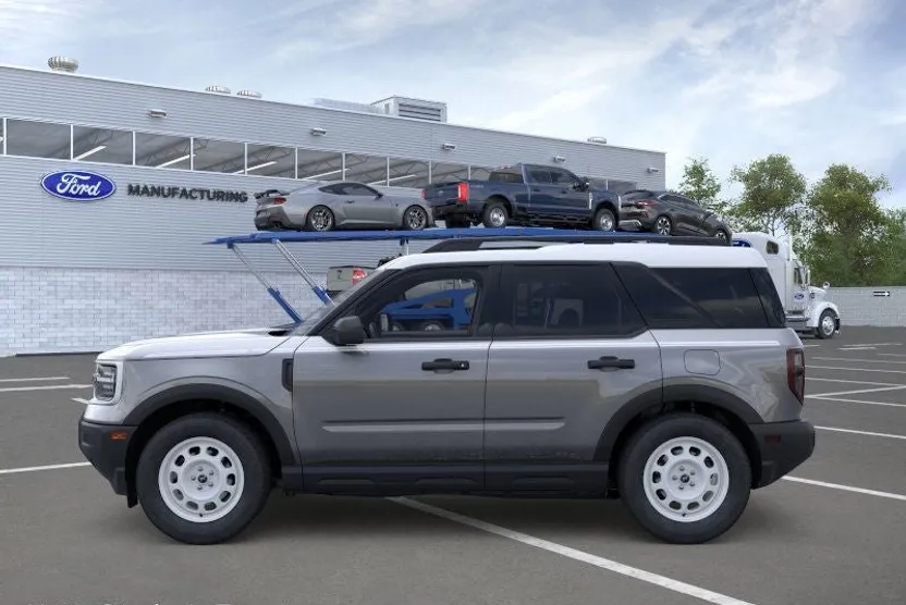 2025 Ford Bronco Sport Heritage photo 1