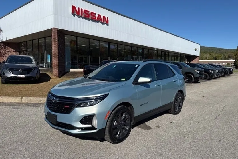 2022 Chevrolet Equinox RS photo 1