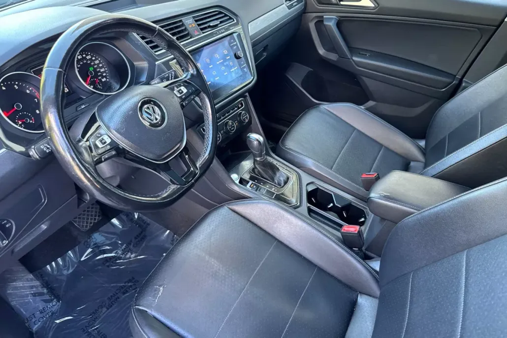 2019 Volkswagen Tiguan SE photo 1