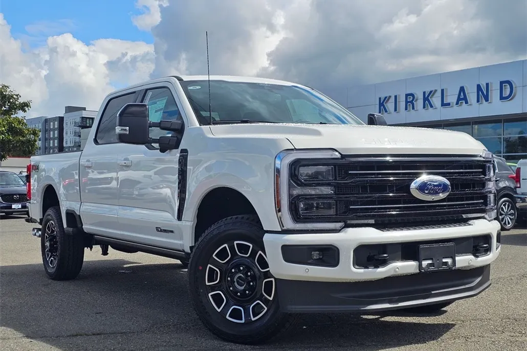2025 Ford F-350 Platinum photo 1