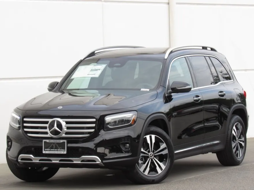 2025 Mercedes Benz GLB 250 4MATIC photo 1