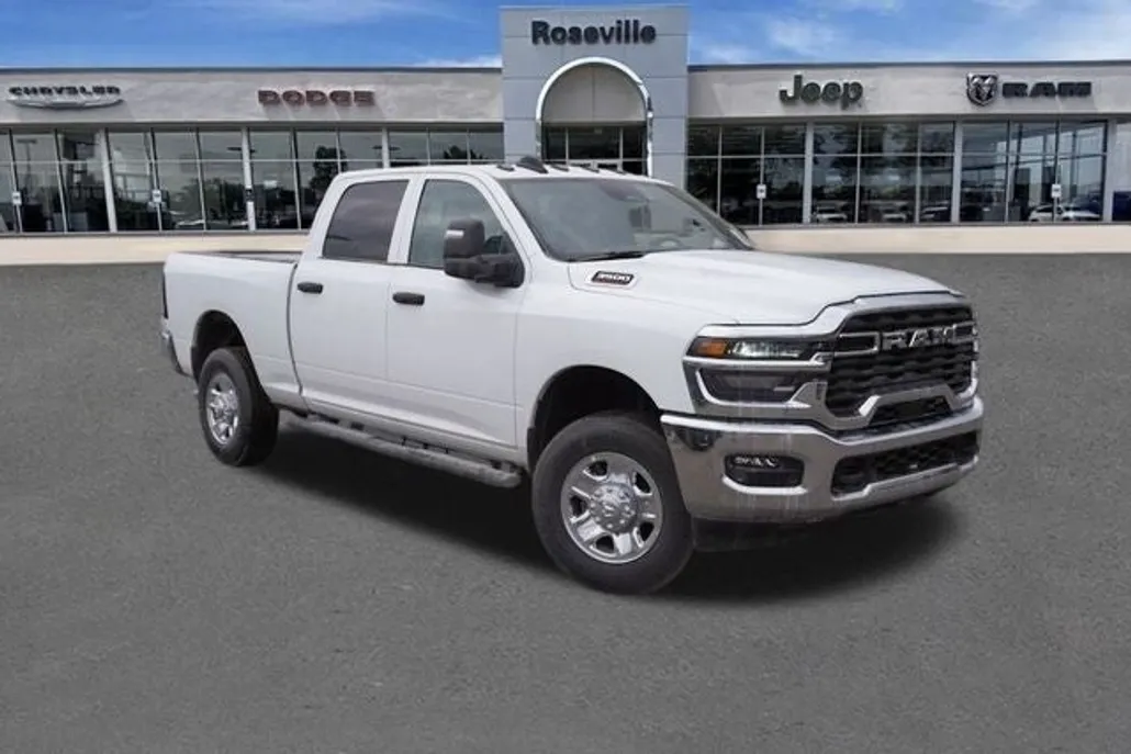 2025 Ram 3500 Tradesman photo 1