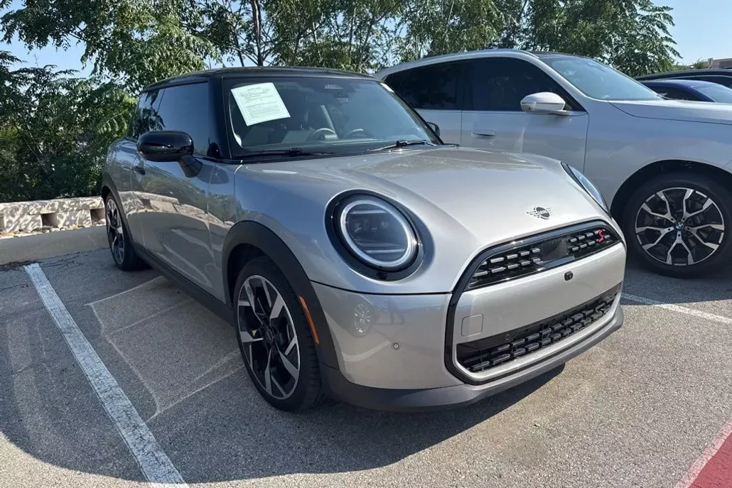 2025 Mini Cooper 2 Door Hardtop S photo 1