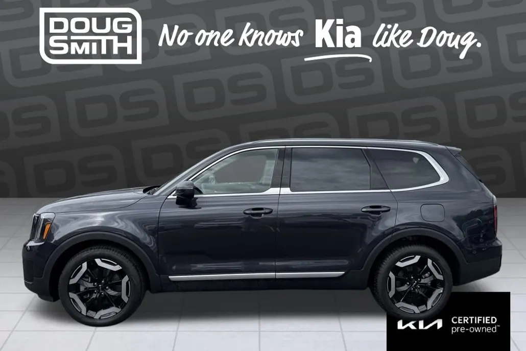 2025 Kia Telluride EX photo 1