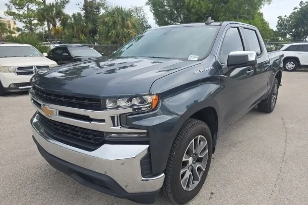 2020 Chevrolet Silverado 1500 LT photo 1