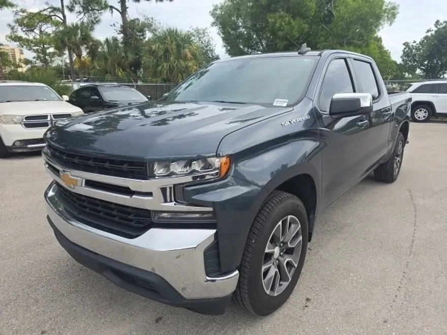 2020 Chevrolet Silverado 1500 LT photo 1