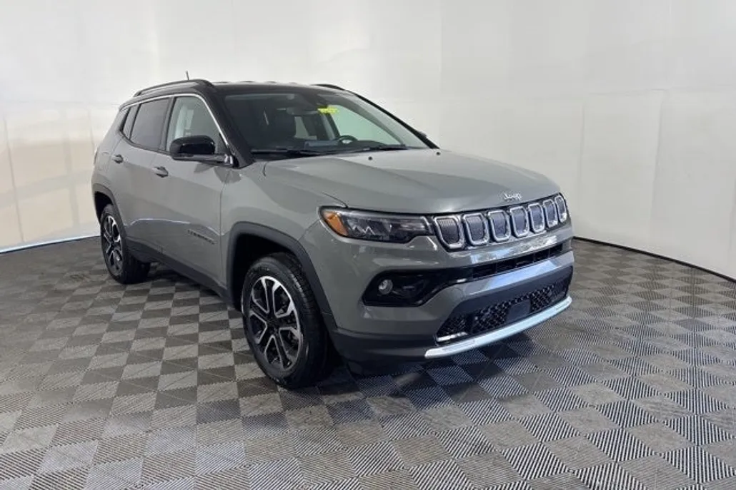2022 Jeep Compass Limited photo 1