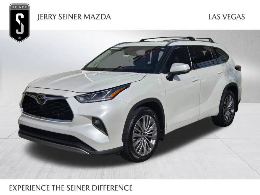 2022 Toyota Highlander Platinum photo 1