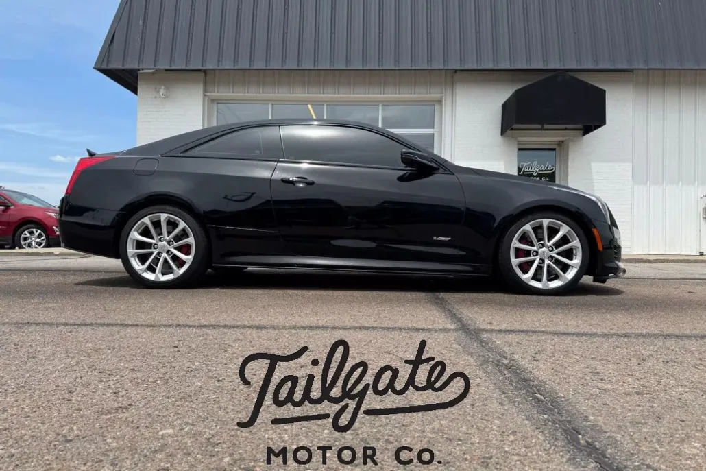 2016 Cadillac ATS V photo 1