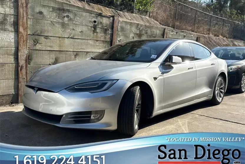 2017 Tesla Model S 75D AWD photo 1