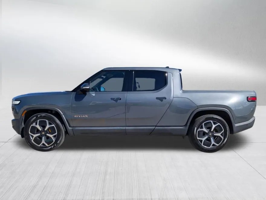 2022 Rivian R1T Adventure photo 1