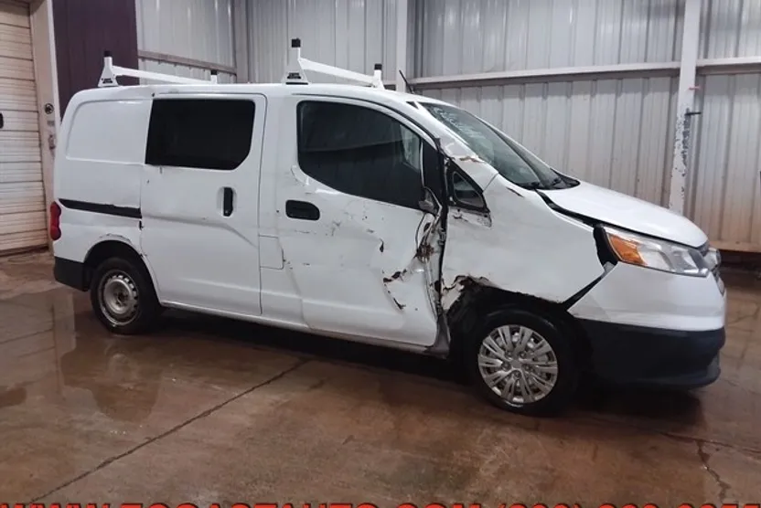 2016 Chevrolet Express Cargo Van LT photo 1