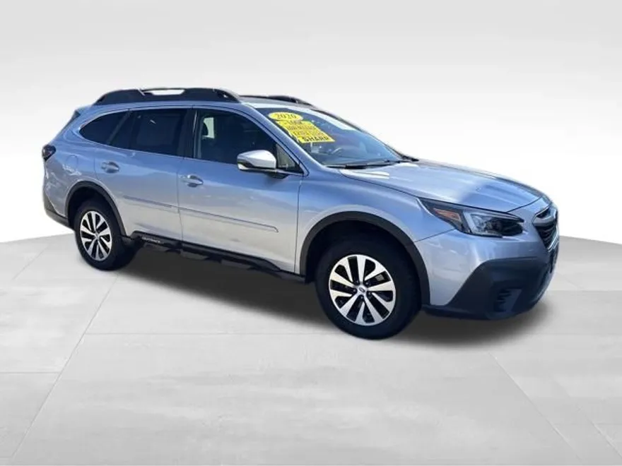 2020 Subaru Outback Premium photo 1