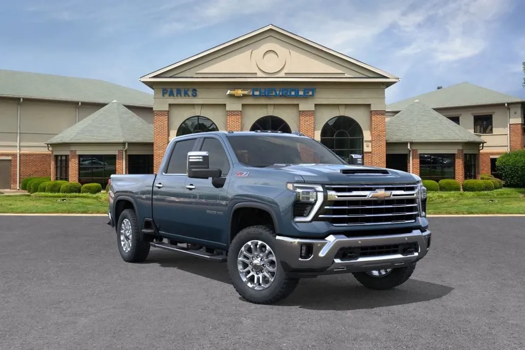 2025 Chevrolet Silverado 2500HD LTZ photo 1
