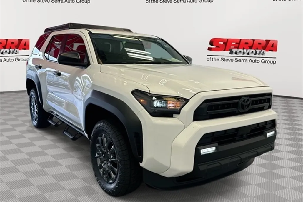 2025 Toyota 4Runner SR5 4WD photo 1