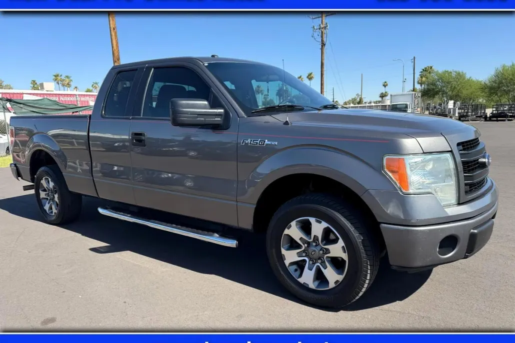 2014 Ford F-150 photo 1