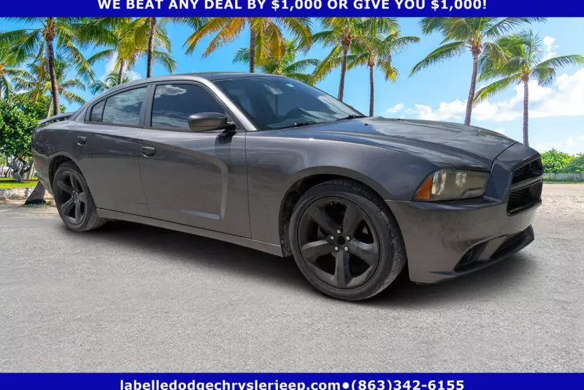 2014 Dodge Charger SXT Plus photo 1