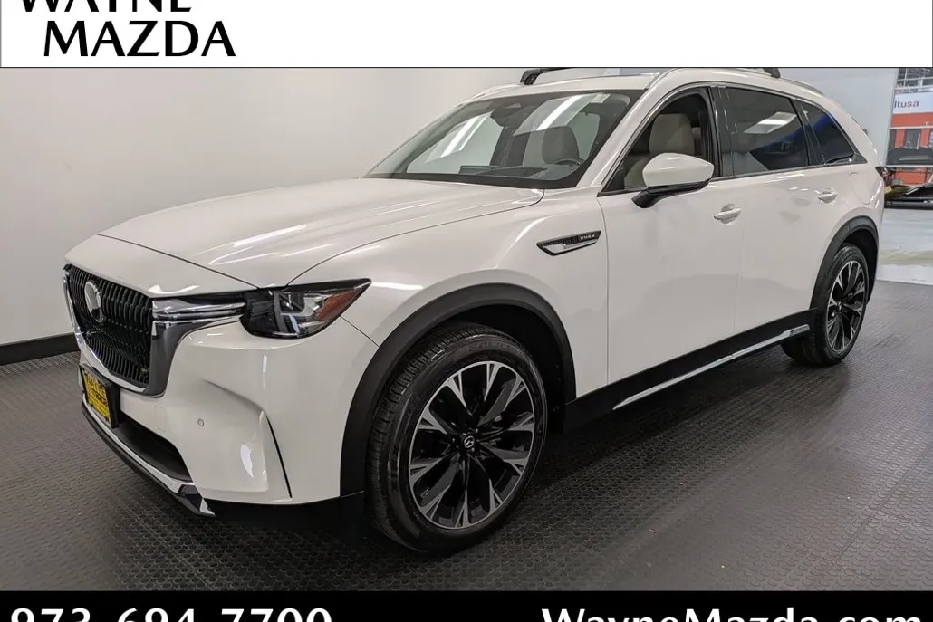 2024 Mazda CX-90 Plug-in Hybrid Premium photo 1