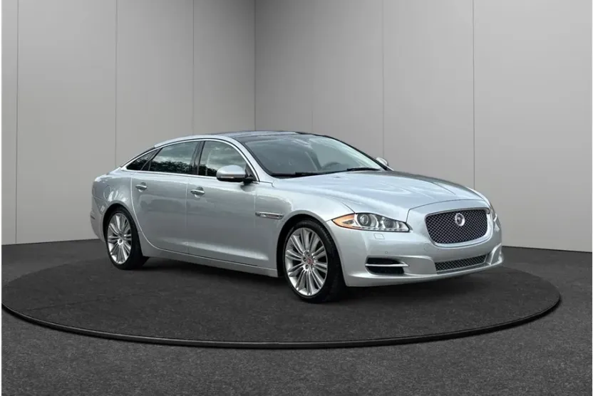 2015 Jaguar XJ XJL Portfolio photo 1