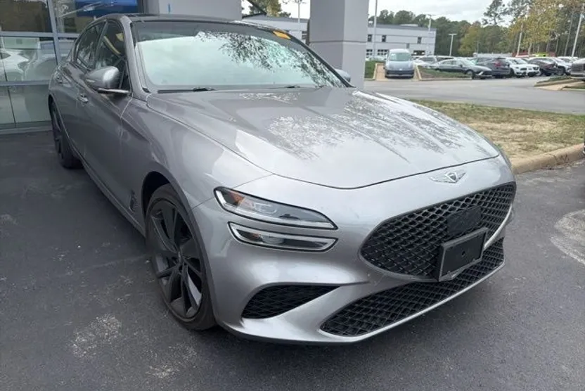 2023 Genesis G70 2.0T Sport Prestige photo 1